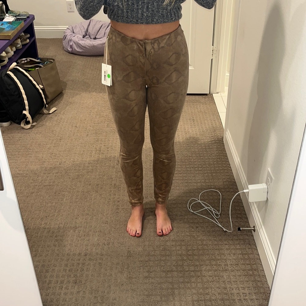 Mother High Waisted seamless looker ankle in slither, size 25!